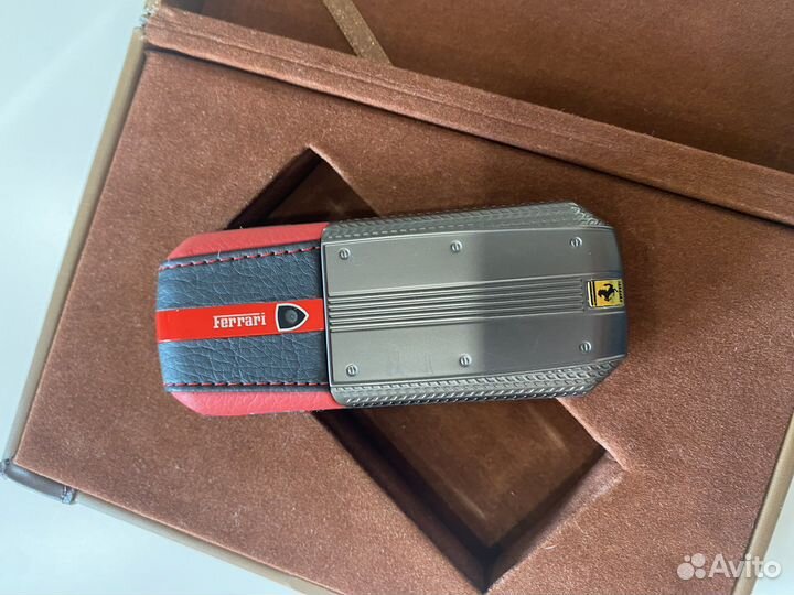 Vertu Ti Ferrari, 64 ГБ