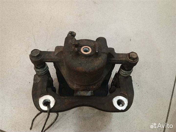 Суппорт передний левый Kia Rio 2011-2016