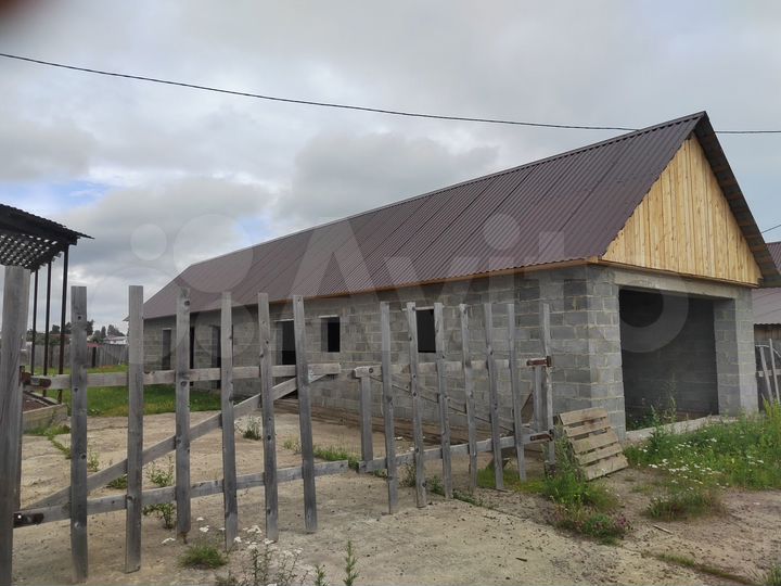 Коттедж 200 м² на участке 15 сот.