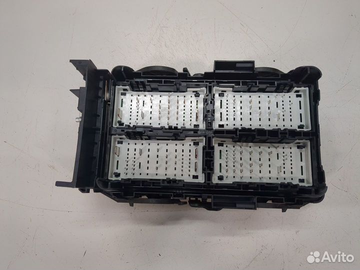 Блок предохранителей Buick Envision 2020, 2021
