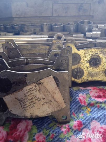 Колодки на москвич