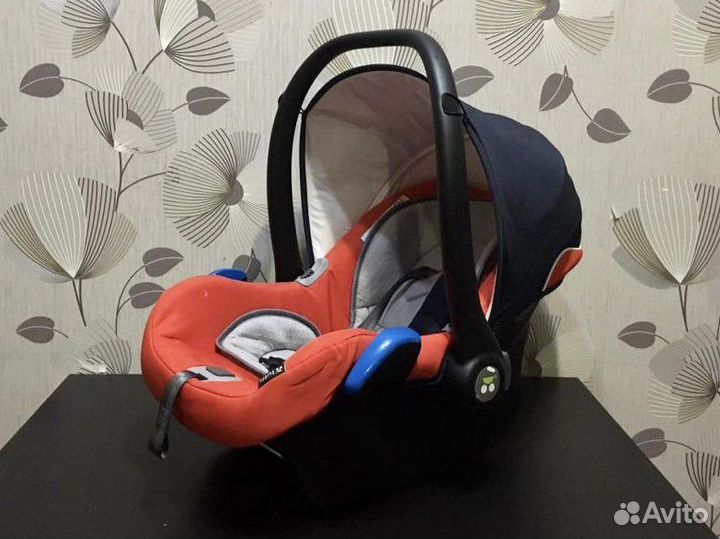 Коляска zippy 3 в 1
