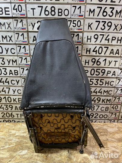 Сиденье водительское Ваз 2105 1.5 1989