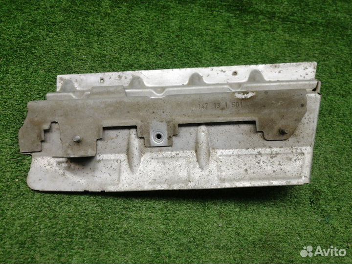 Экран тепловой Audi Q3 8UB cczc 2013