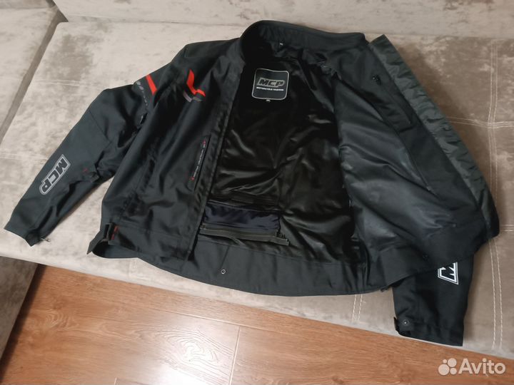 Мотокуртка мужская