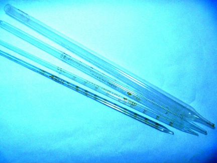Пипетки стеклянные градуированные