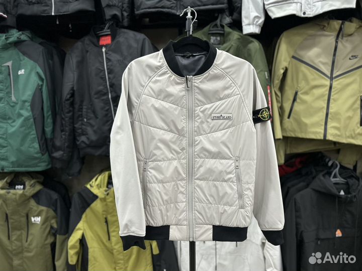 Куртки демисезонные Nike, Hugo Boss, Helly Hansen