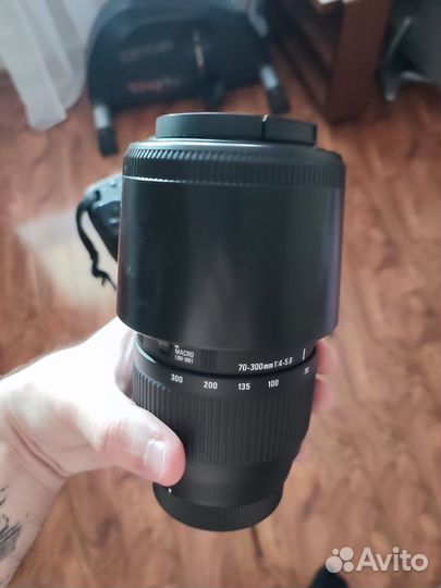 Зеркальный фотоаппарат Sony dslr-A300 Kit