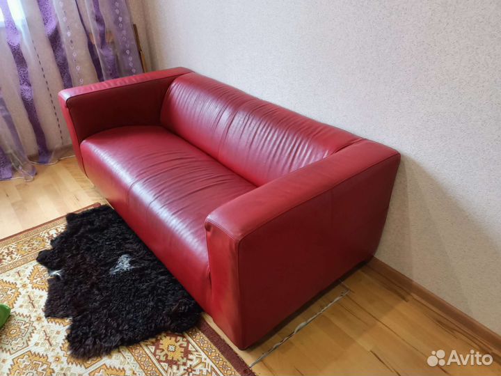 Кожаный диван IKEA