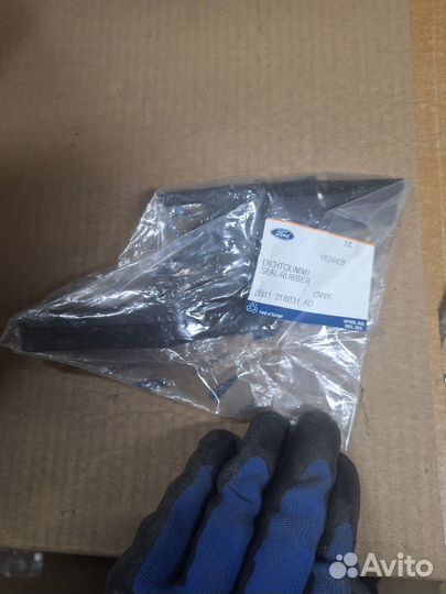 Водосток левый Ford Fusion /Оригинал