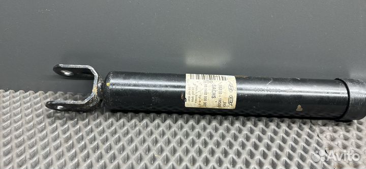 Амортизатор задний левый Kia Ceed рест. ED 2010