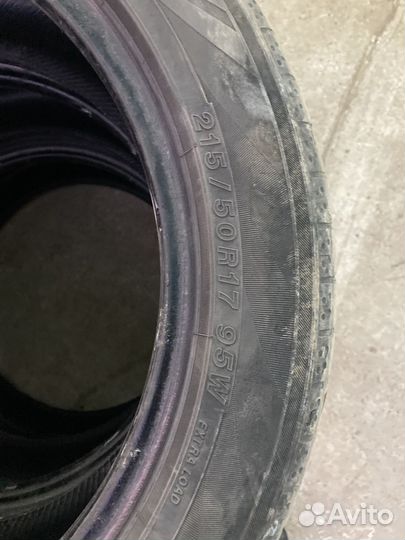 Yokohama BluEarth AE50 215/50 R17 95W