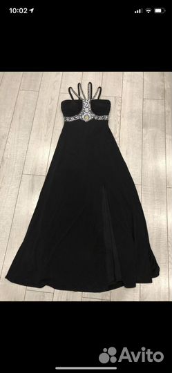 Очень эффектное платье