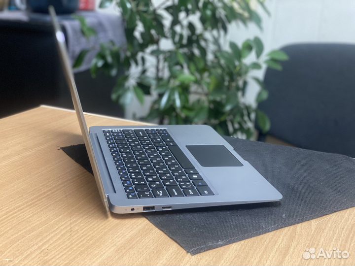 11.6 дюймовый нетбук 4 ядра SSD 6 часов работы