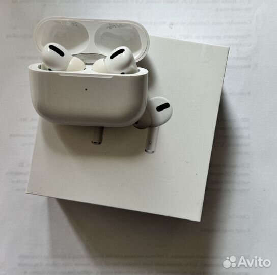 Наушники Apple AirPods Pro