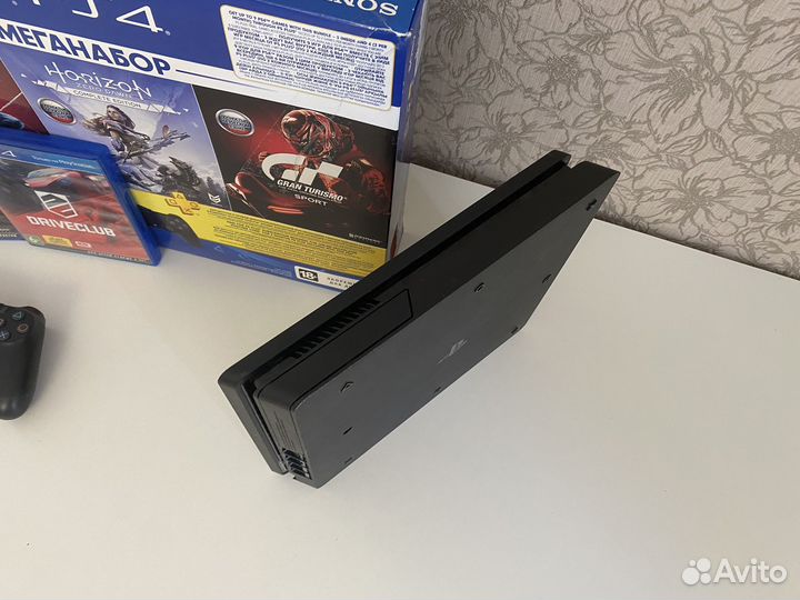 Sony playstation 4 slim 1TB
