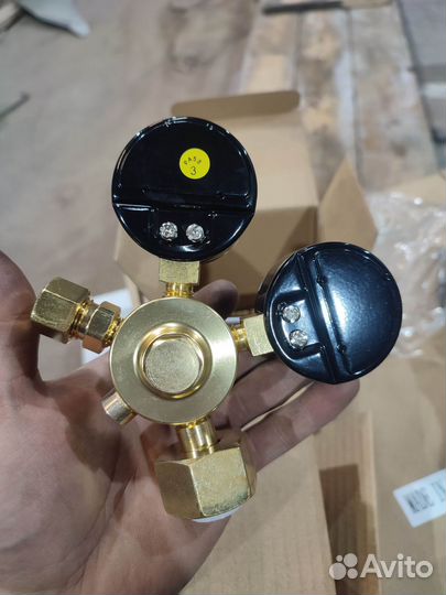 Манометр углекислотный