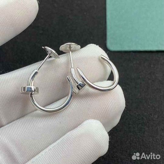 Серьги Cartier из белого золота