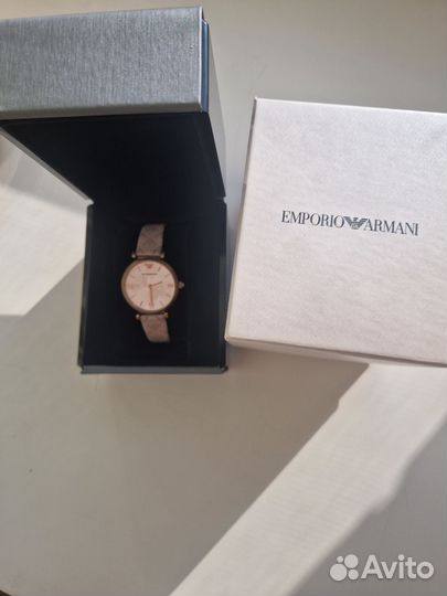 Часы наручные женские