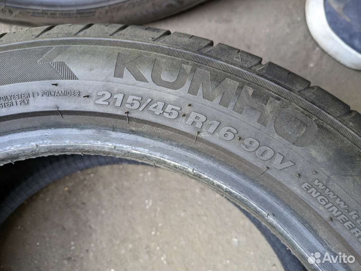 Kumho Ecsta HS52 215/45 R16