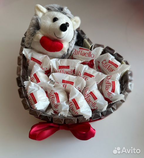 Сладкий подарок