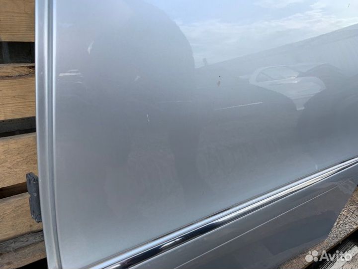 Дверь задняя левая Mercedes-Benz E-Class W211