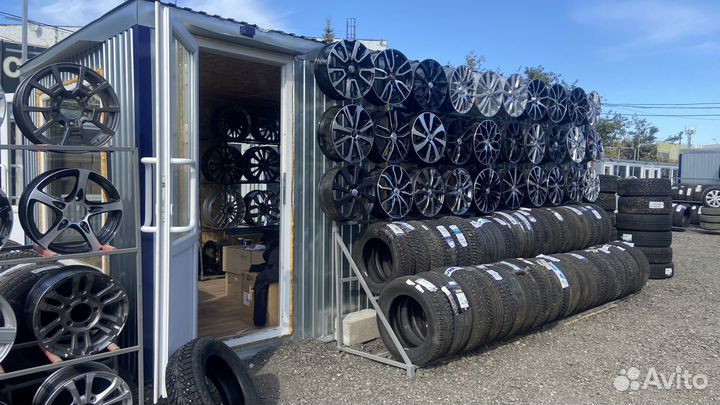 Replay H133 R18 7,5 5x114,3 ET55 CB64,1 GMF