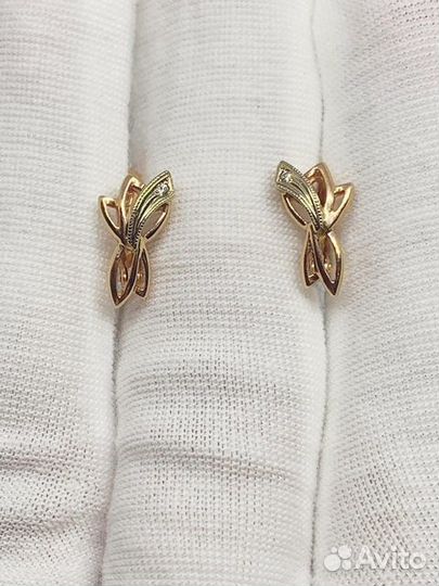 Серьги с синтетическим камнем Золото