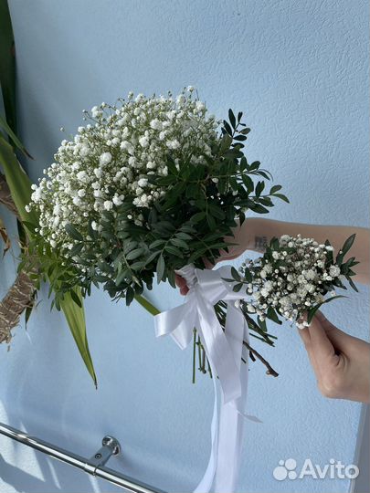 Букет из белой гипсофилы, свадебный букет