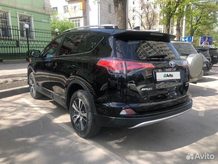 Toyota RAV4 2.5 AT, 2016, 64 000 км