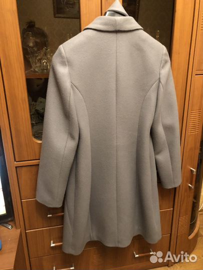 Пальто женское демисезонное,48