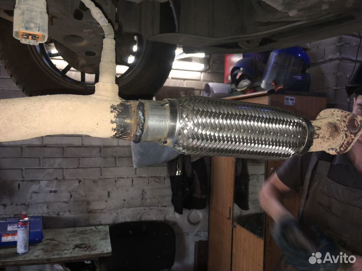 Замена гофры Volvo XC60 2021-н.в
