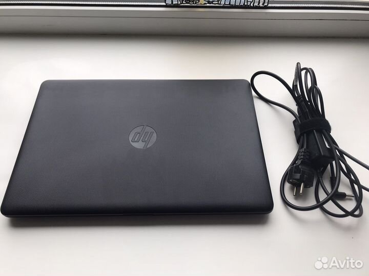 Ноутбук HP i3-5005u/8Gb/ssd128gb