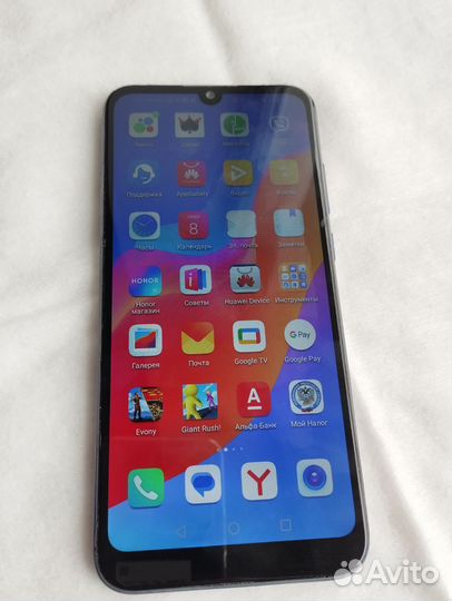 HONOR 8A, 2/32 ГБ
