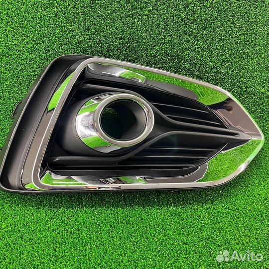 Решетка птф правая Хендай Солярис 2