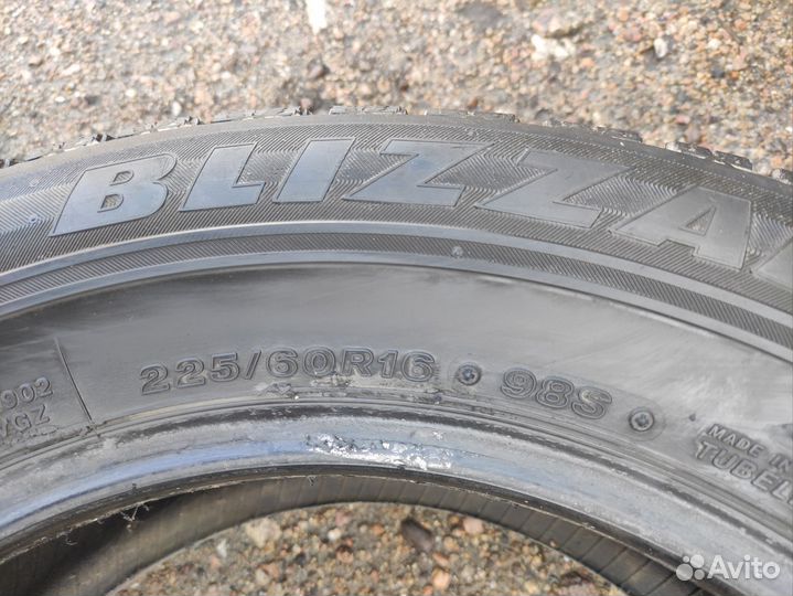 Bridgestone Blizzak Ice 225/60 R16 98S