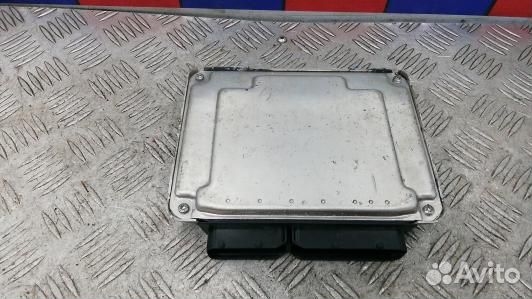 Блок управления двс volkswagen sharan 2 (HML15PC02)
