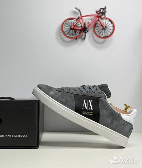 Кроссовки мужские замшевые santoni