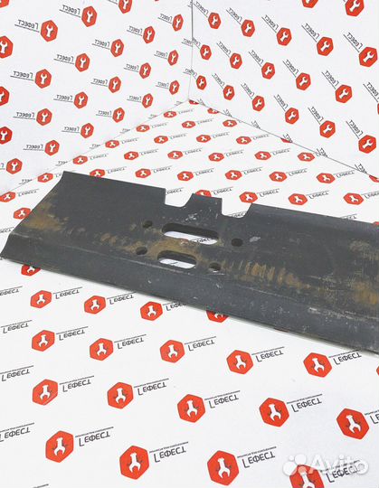 Башмак экскаватора Hitachi K1007041