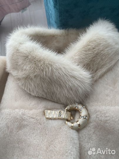 Шуба мутоновая с норкой