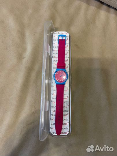 Часы Swatch женские GS 145