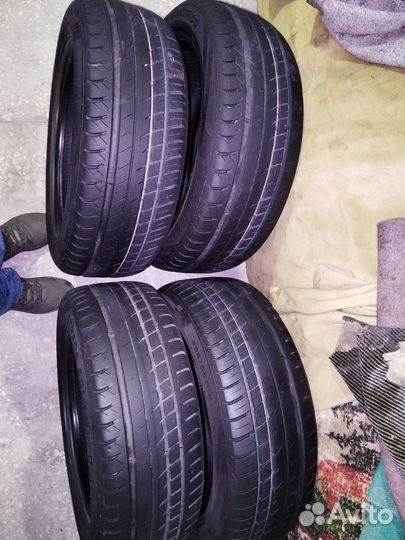 Viatti Strada Asimmetrico V-130 205/55 R16