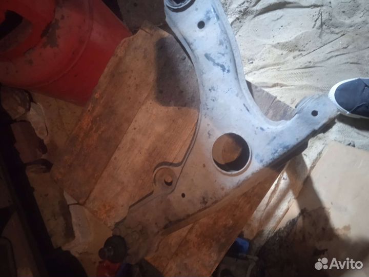 Запчасти на volkswagen passat b3