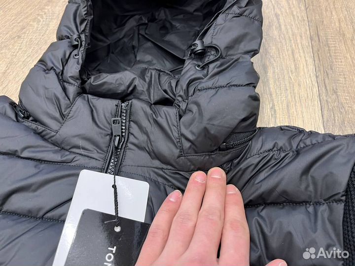 Куртки Tommy Hilfiger