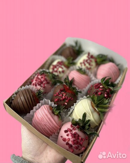 Клубника в шоколаде 12 штук