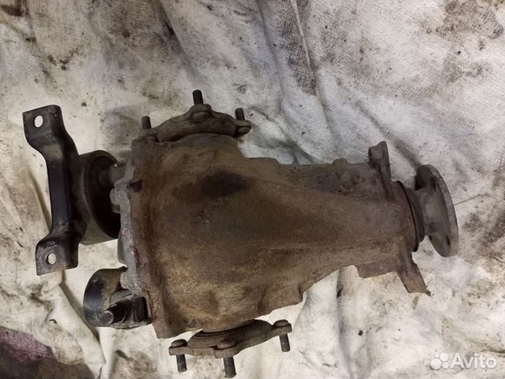 Задний редуктор Toyota RAV4 2 поколение 2004гв