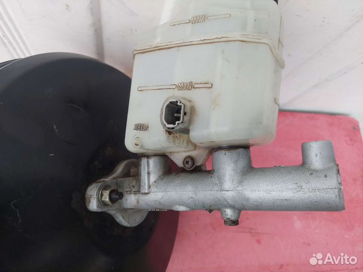 Вакуумный усилитель тормозов Toyota Camry V30