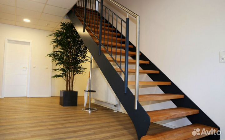 Металлокаркас для лестницы 