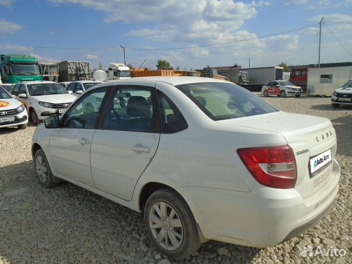 LADA Granta 1.6 МТ, 2022, 70 343 км