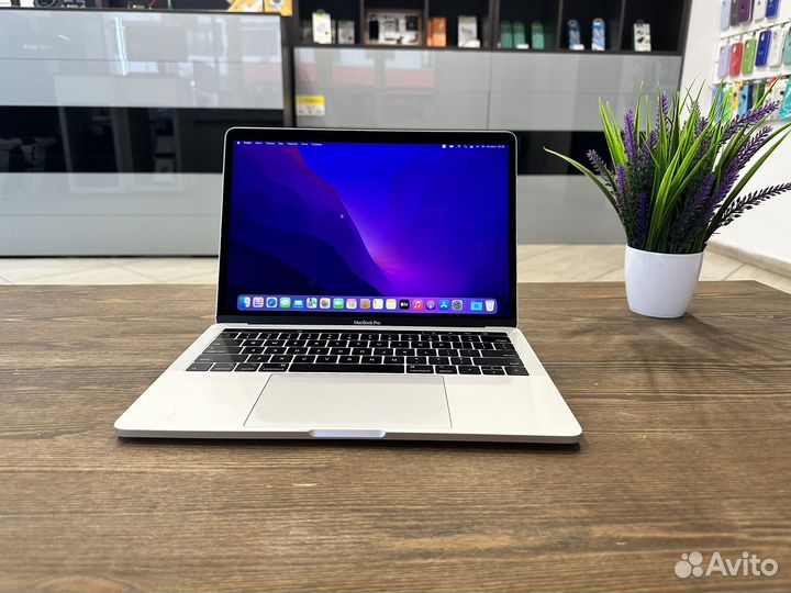 Apple MacBook Pro 13 2016 16/256gb Touchbar